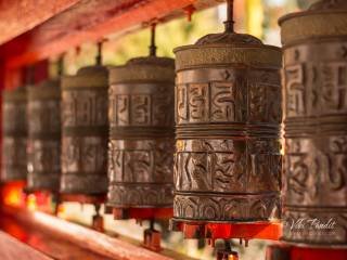 prayer-wheel-at-enchey-monastery